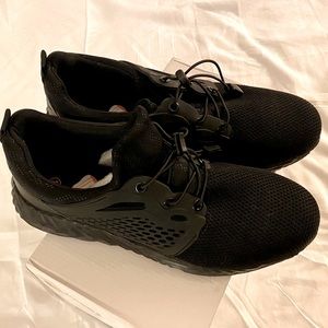 The Invincible Shoe - Defender Pro Men’s Size 10